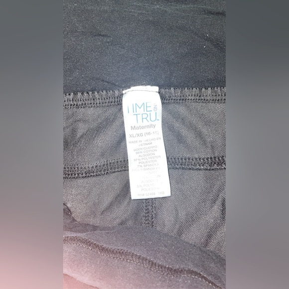 Time and Tru Maternity Black Skinny Pants - Picture 3 of 3